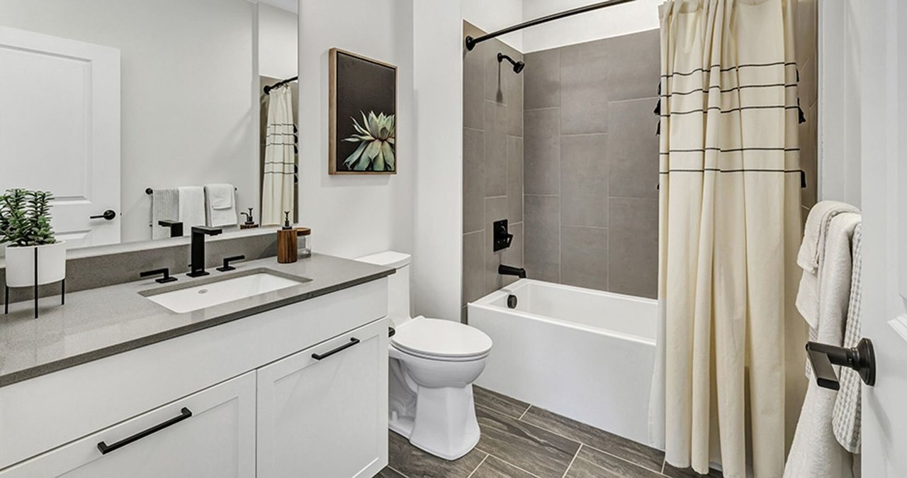  (Campaign: D2 Co-Living | 1 Room in a 4-Bed 4-Bath | 381 sq ft per bedroom)