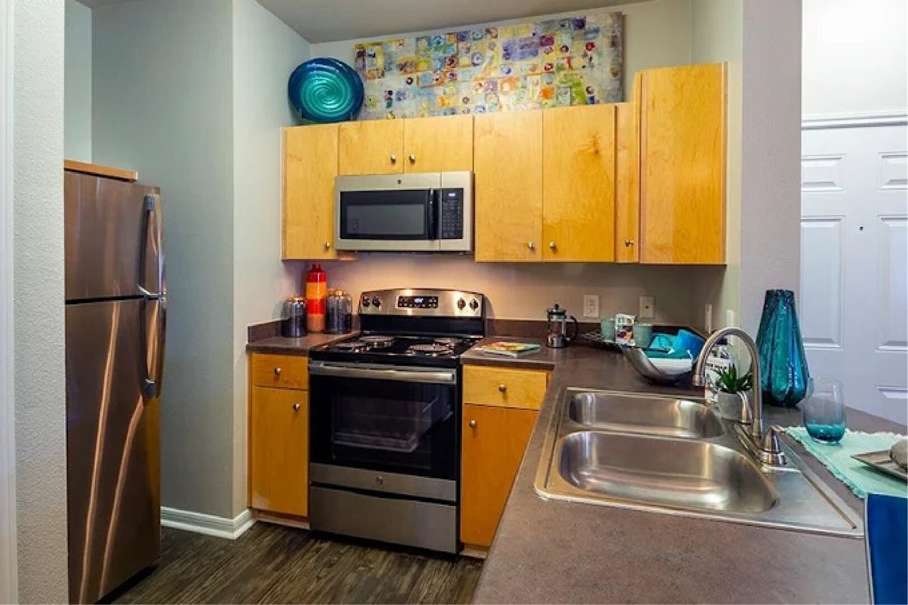  (Campaign: E1 | Studio 1 Bath | 464 sq ft)