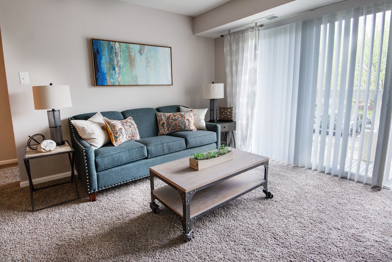  (Campaign: Potomac | B2.1 | 2 Bed 2 Bath | 900 sq ft)