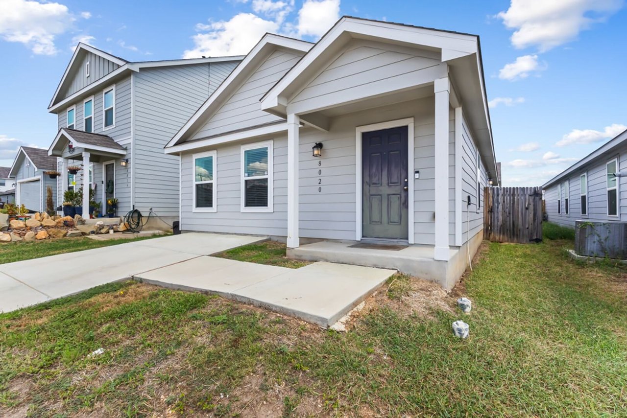 8020 Nube Medina San Antonio, TX 78252