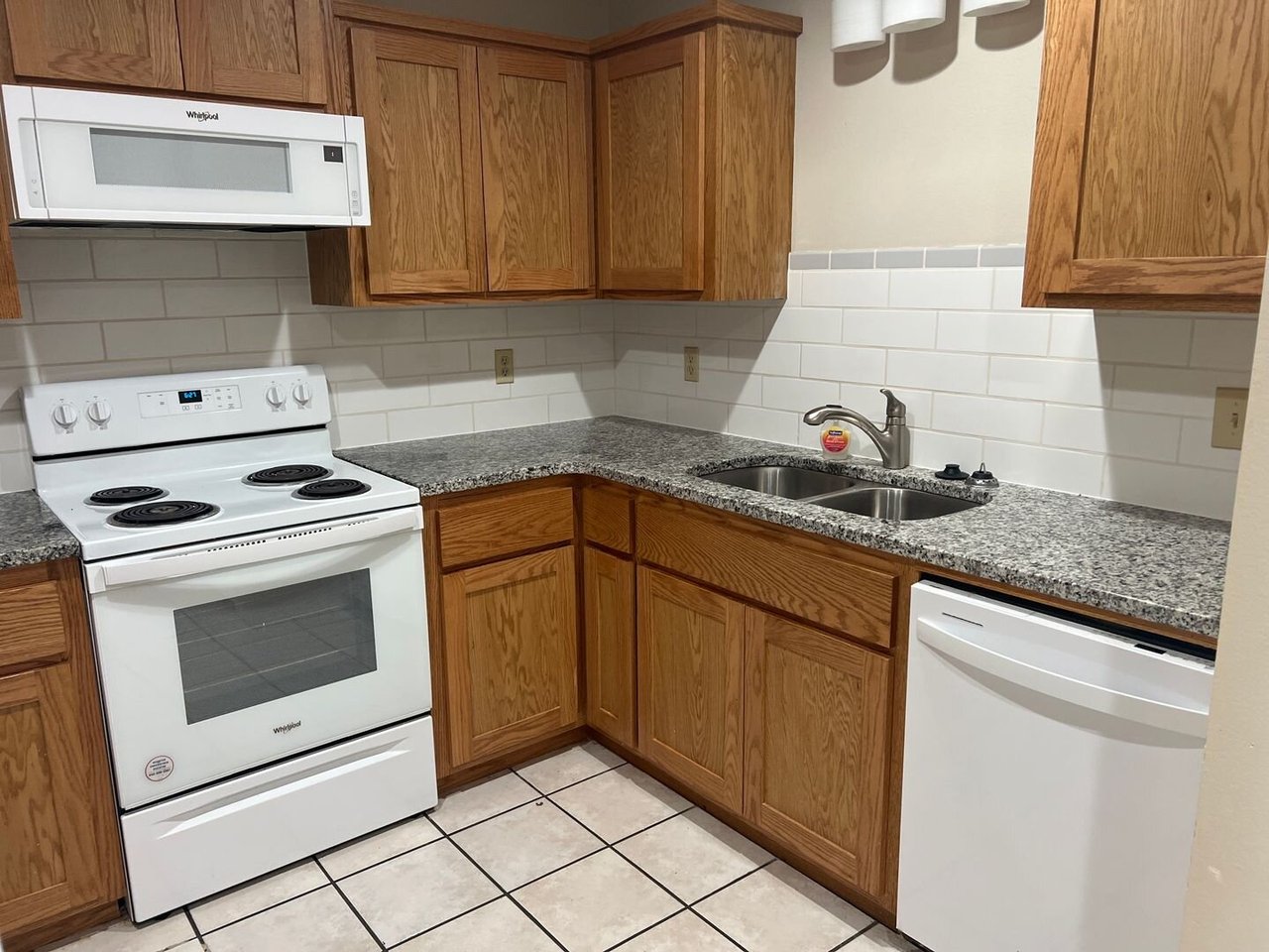 608 Rolling Hills Dr. Unit B Tahlequah, OK 74464
