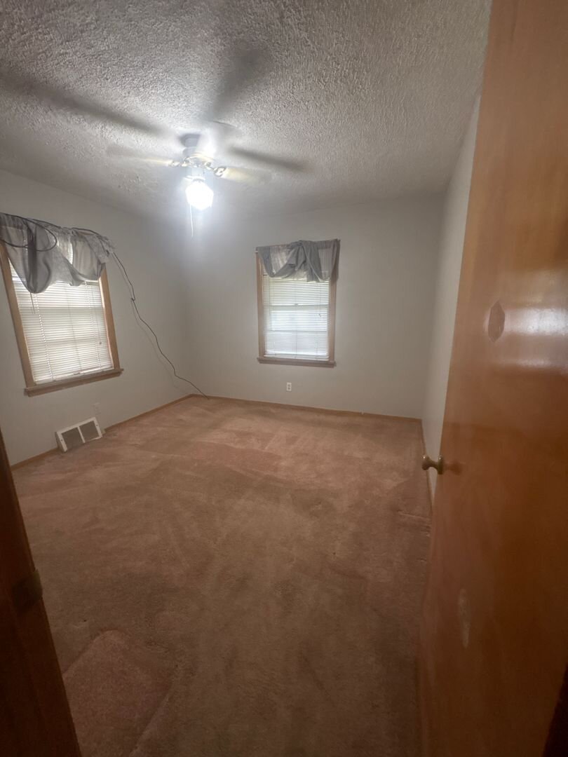 4253 E. 162nd St. Cleveland, OH 44128