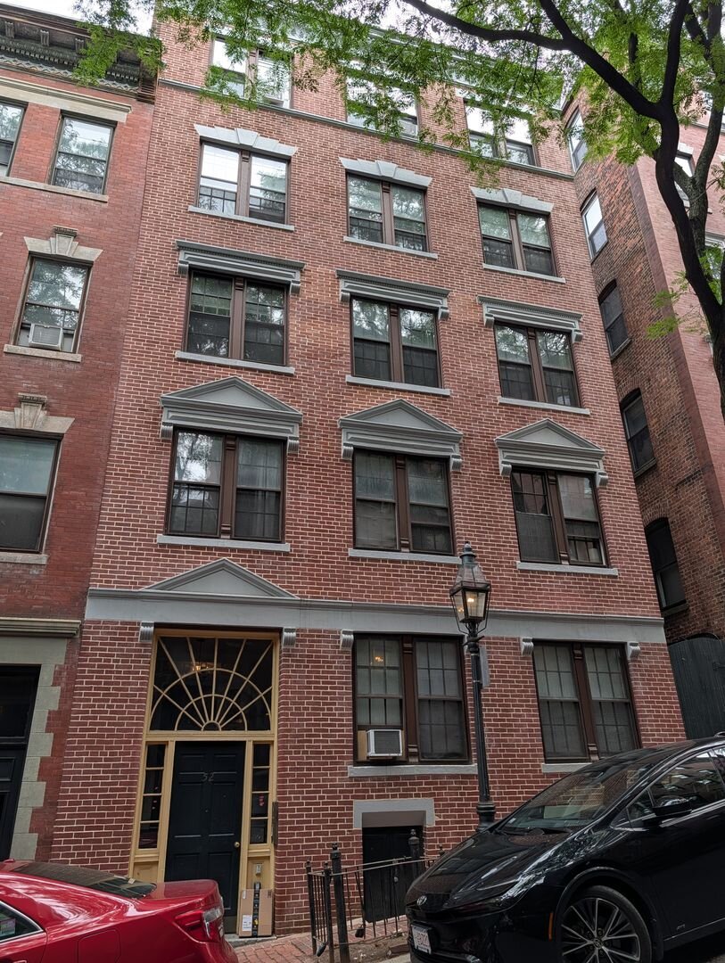 52 Garden Street Unit 8 Boston, MA 02114