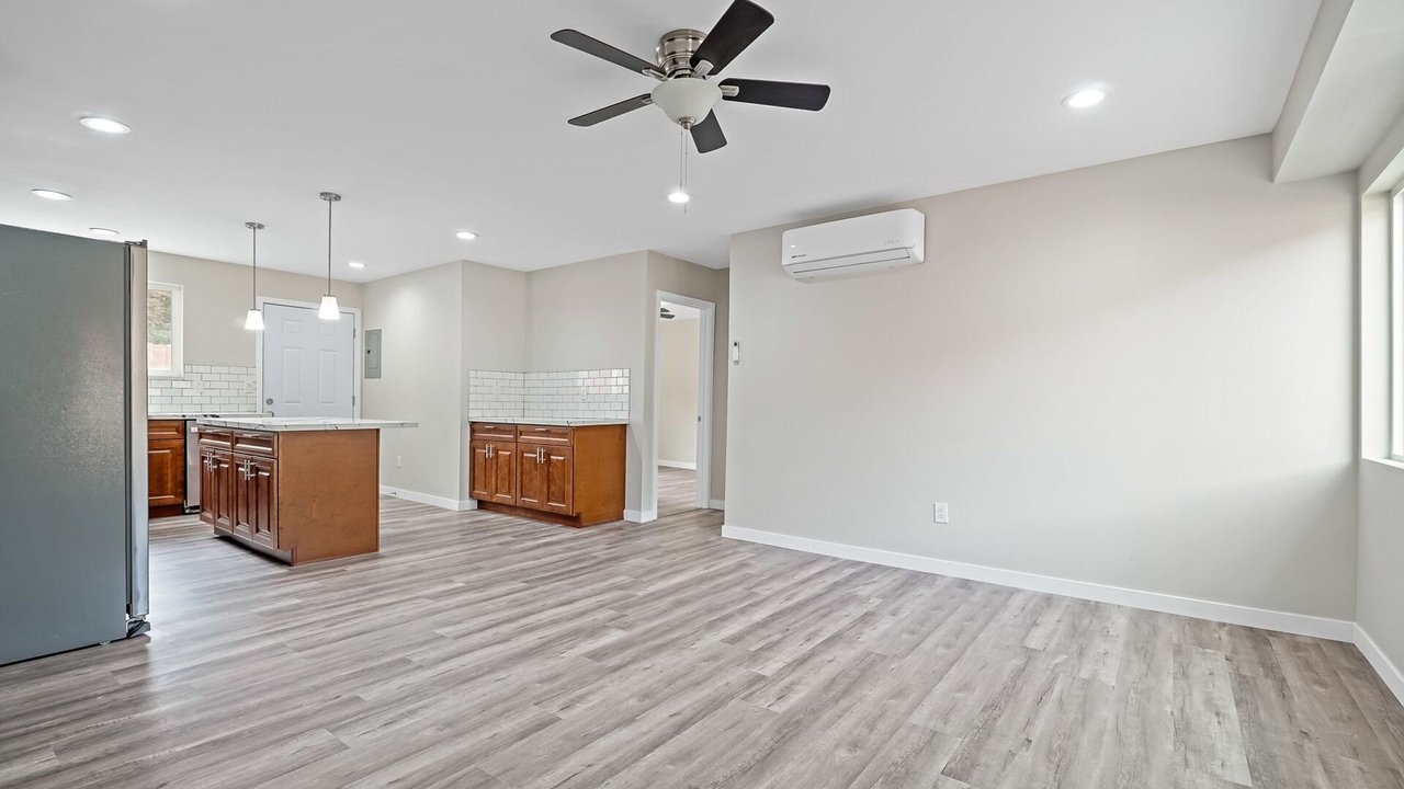 4275 College Ave. (Front Unit) San Diego, CA 92115