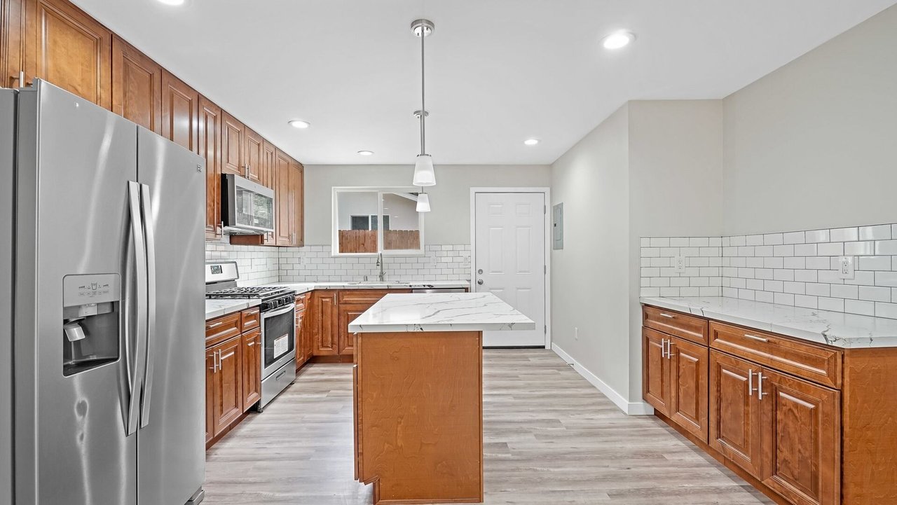 4275 College Ave. (Front Unit) San Diego, CA 92115