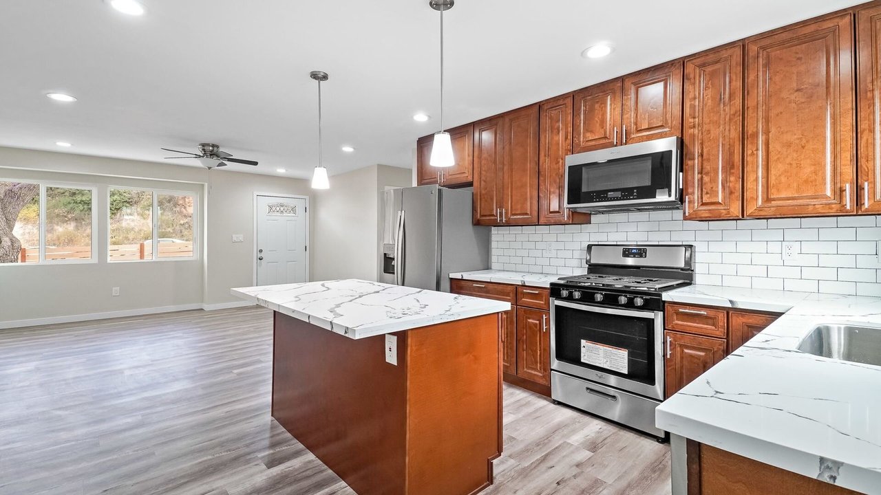 4275 College Ave. (Front Unit) San Diego, CA 92115