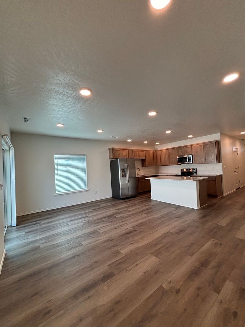 3767 S. Roosevelt PL. Kennewick, WA 99338