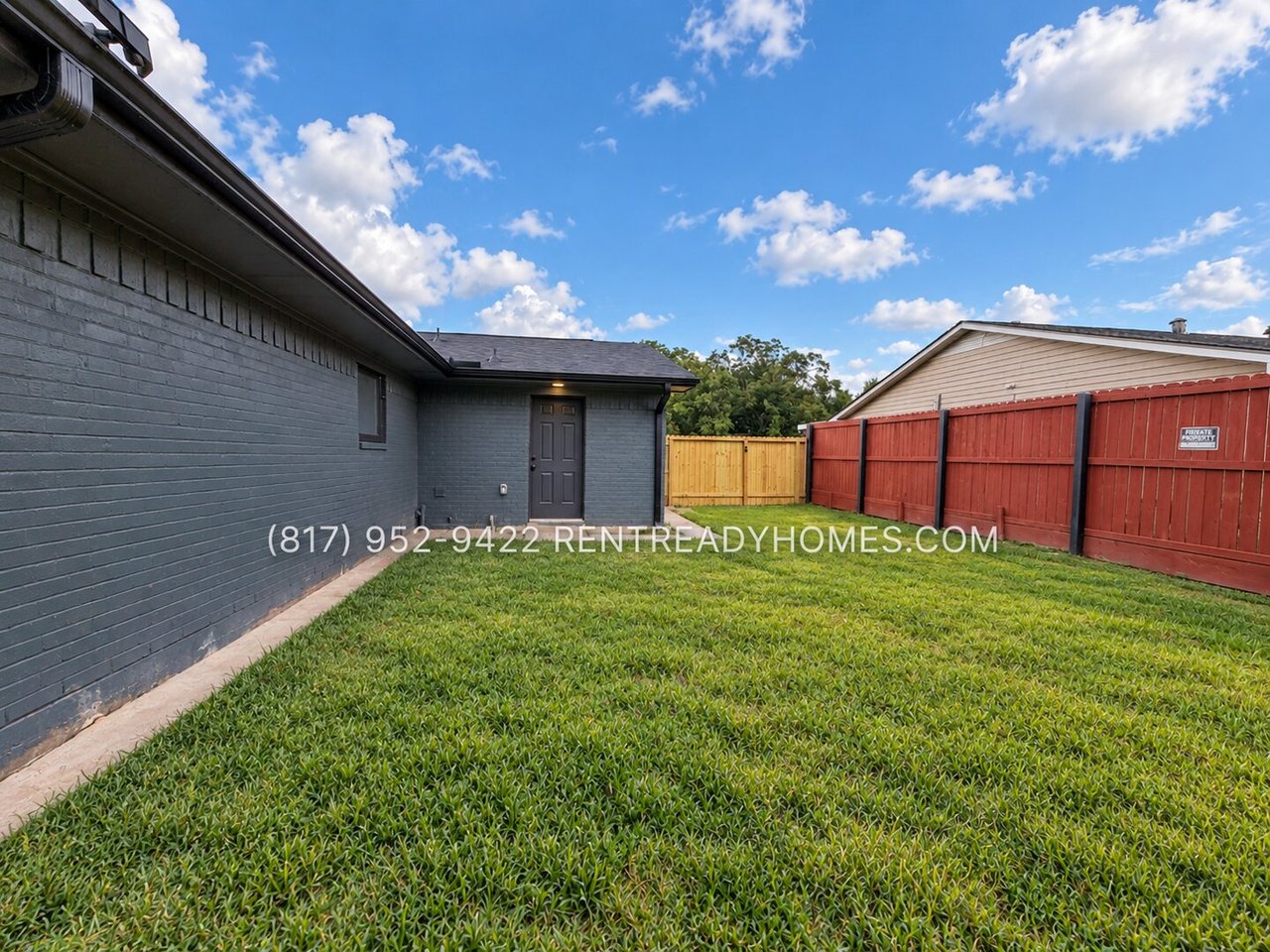 12135 Out Dr Houston, TX 77045