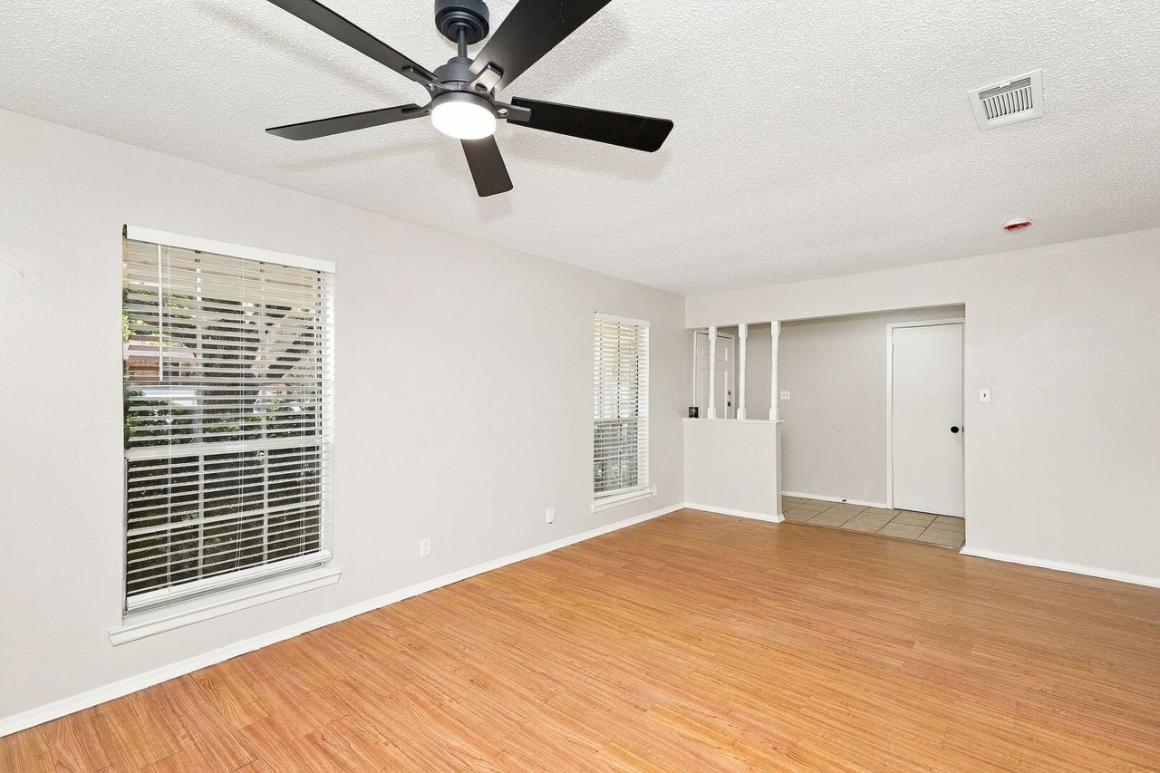 6300 Wheaton Drive Fort Worth, TX 76133