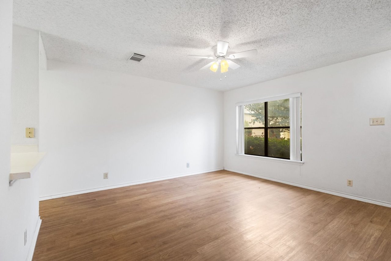5011 River Kenton San Antonio, TX 78240