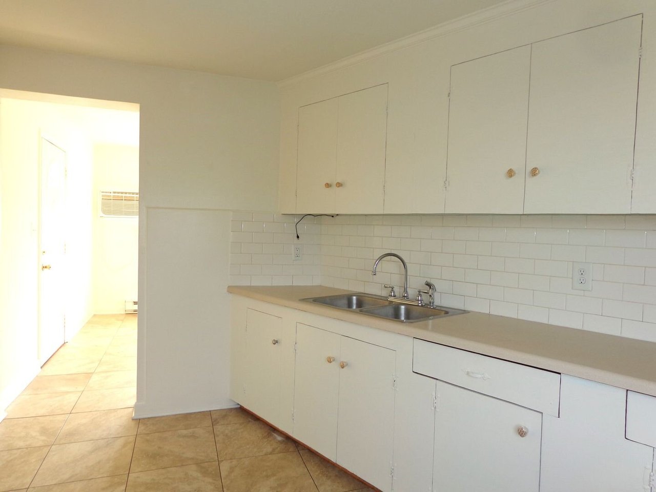 2016 E. Ocean View Avenue - #6 Norfolk, VA 23503