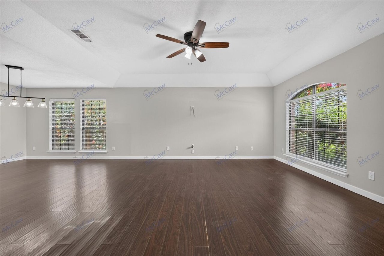 7001 Bentley Ave. Fort Worth, TX 76137