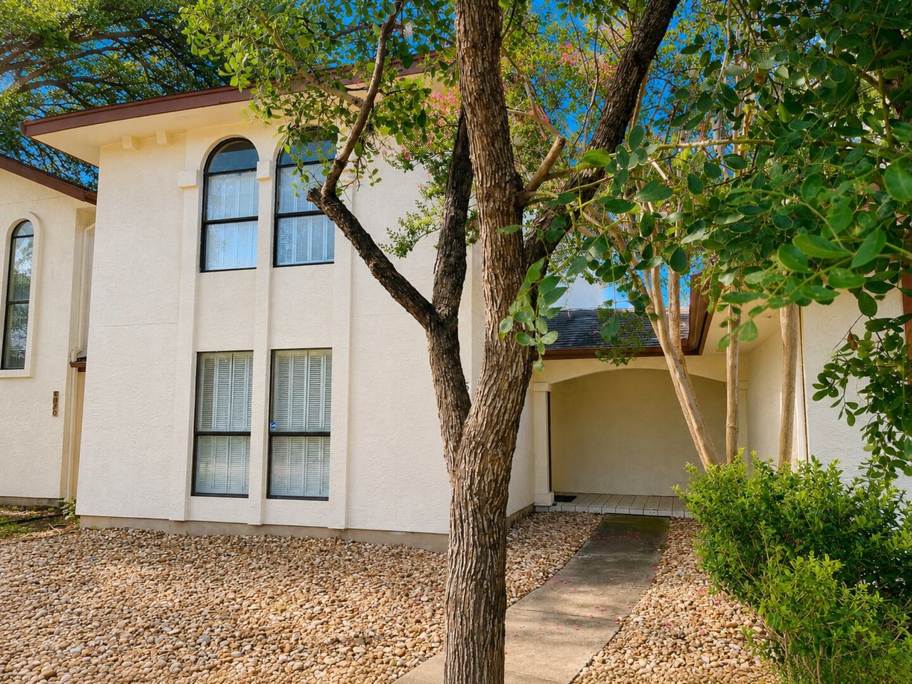 5868 Royal Ridge San Antonio, TX 78239