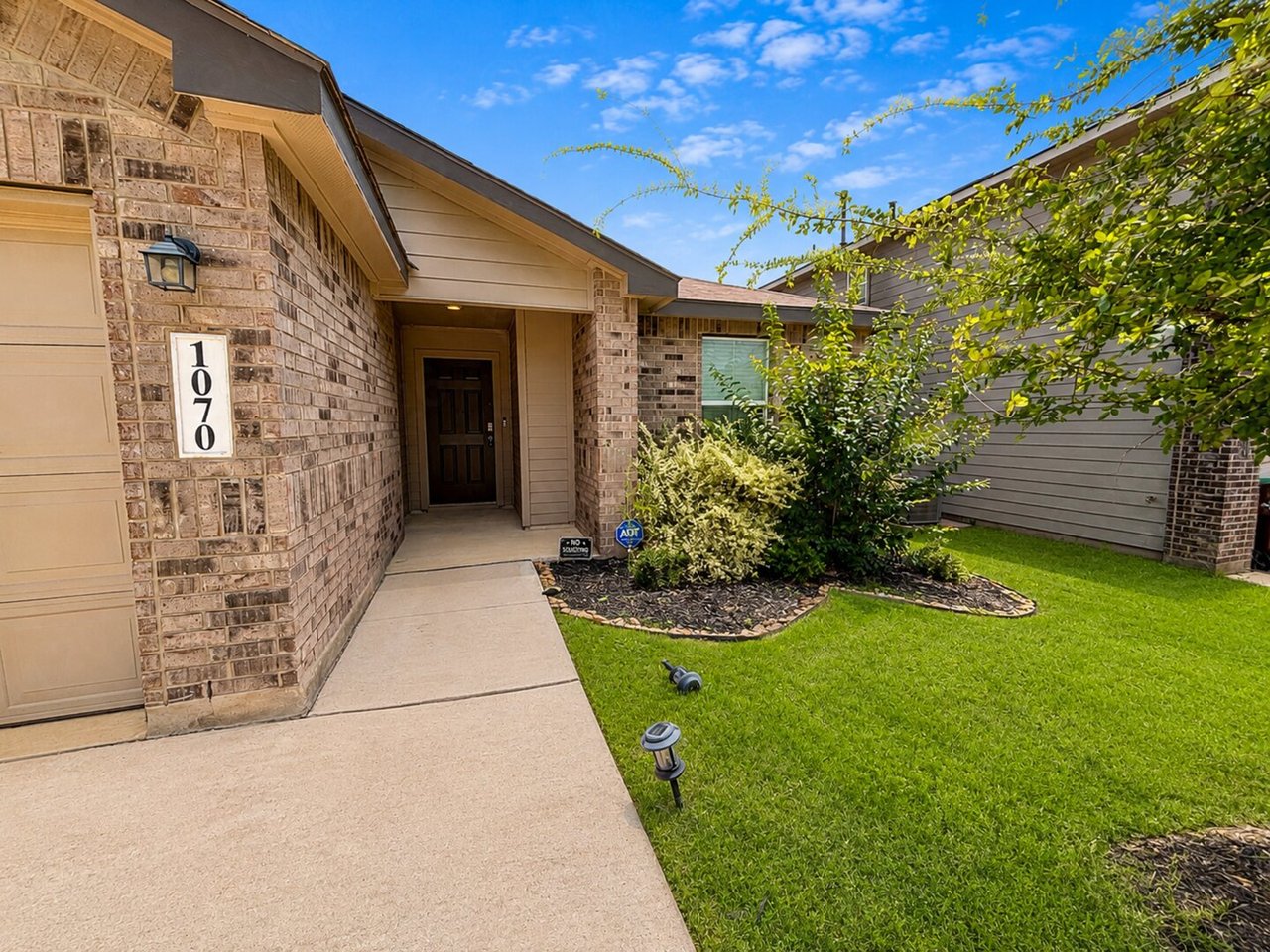 1070 Cozumel Emerald San Antonio, TX 78253
