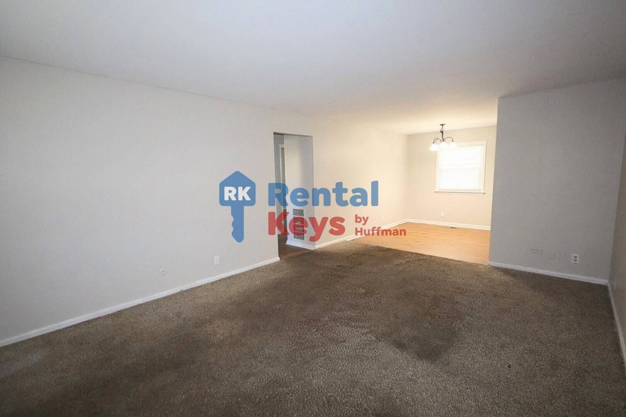 2860 Ravenswood Drive Evansville, IN 47714