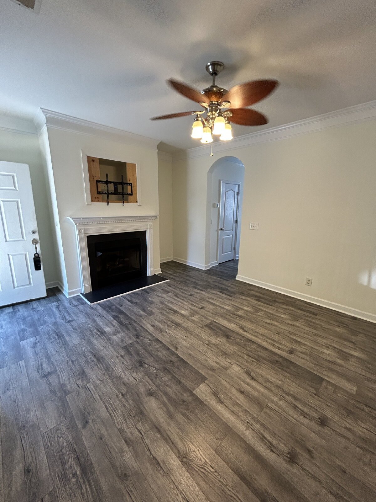 246 Welton Way