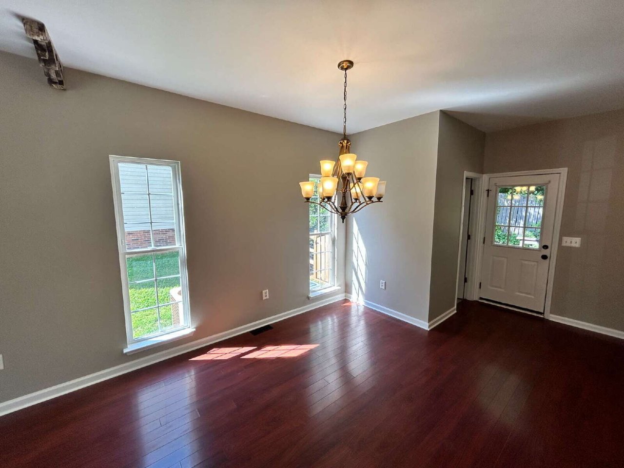 1547 Cambridge Heights Place Northwest