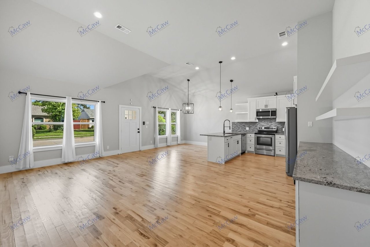 10022 Everton Place Dallas, TX 75217
