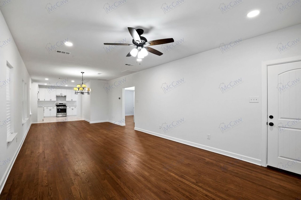 4612 Capitol Ave. Dallas, TX 75204