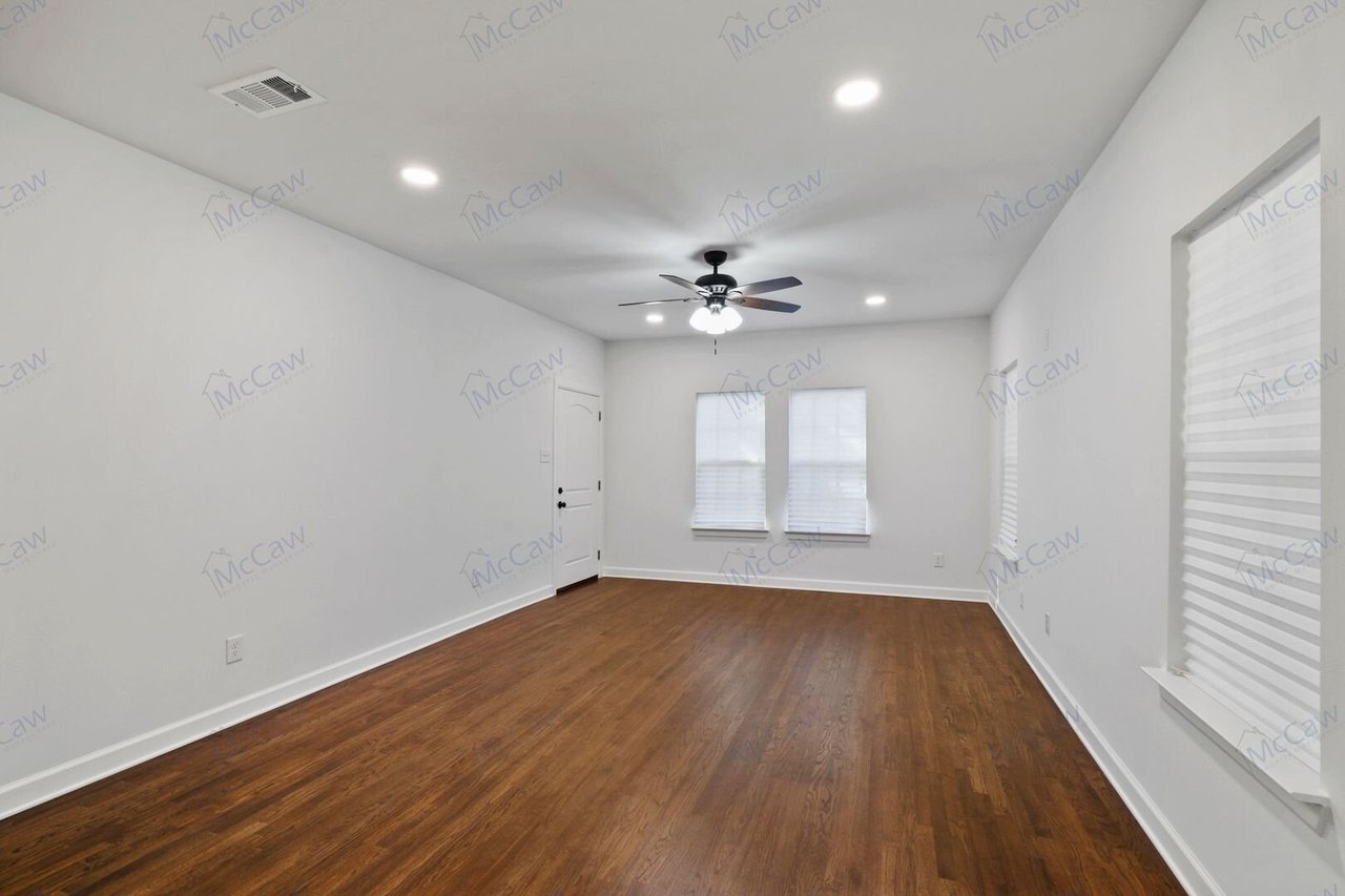 4612 Capitol Ave. Dallas, TX 75204