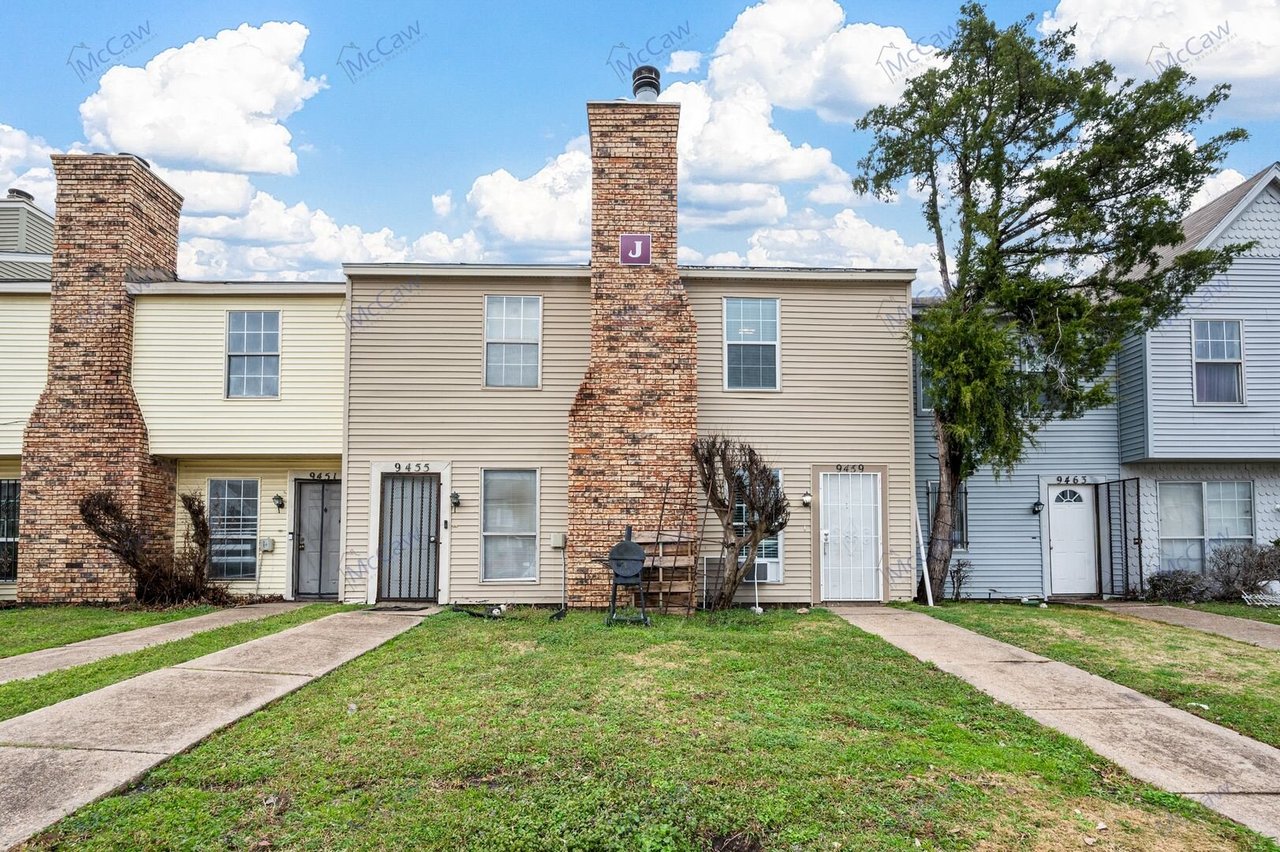 9459 Olde Village Ct. Dallas, TX 75227