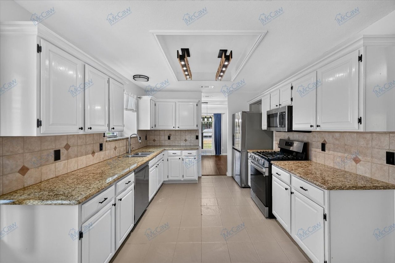 7136 Vinland St. Dallas, TX 75227