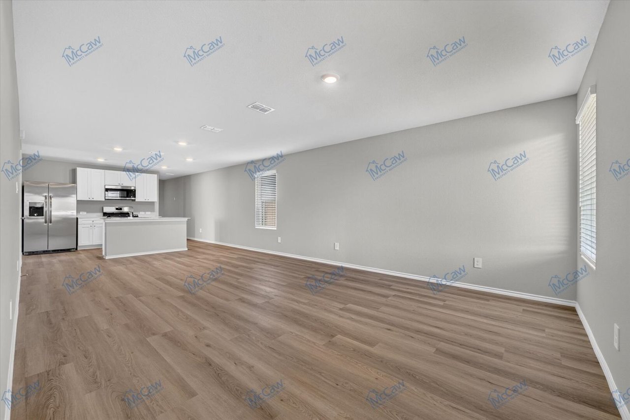 5413 Flannel Ln. Krum, TX 76249