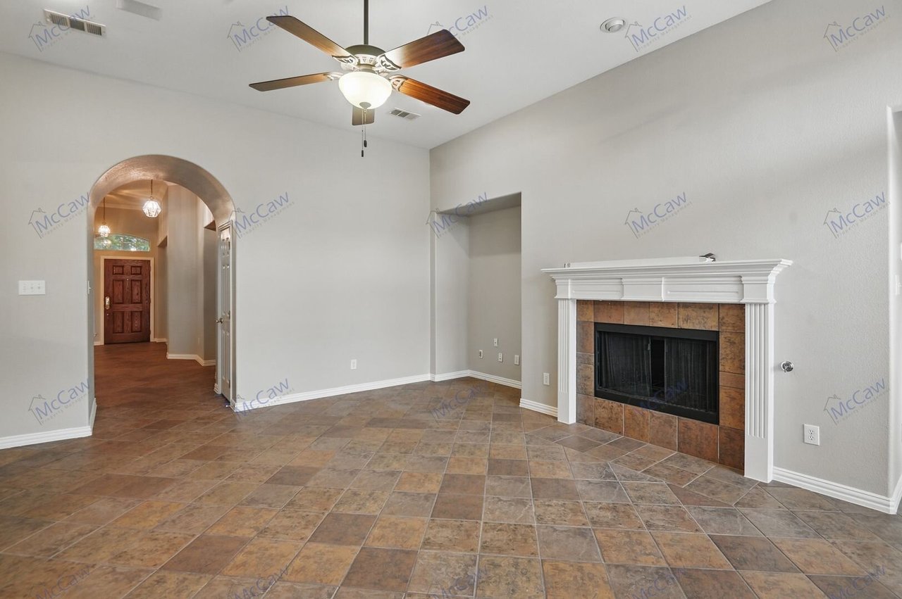 1210 Surrey Ln. Allen, TX 75013
