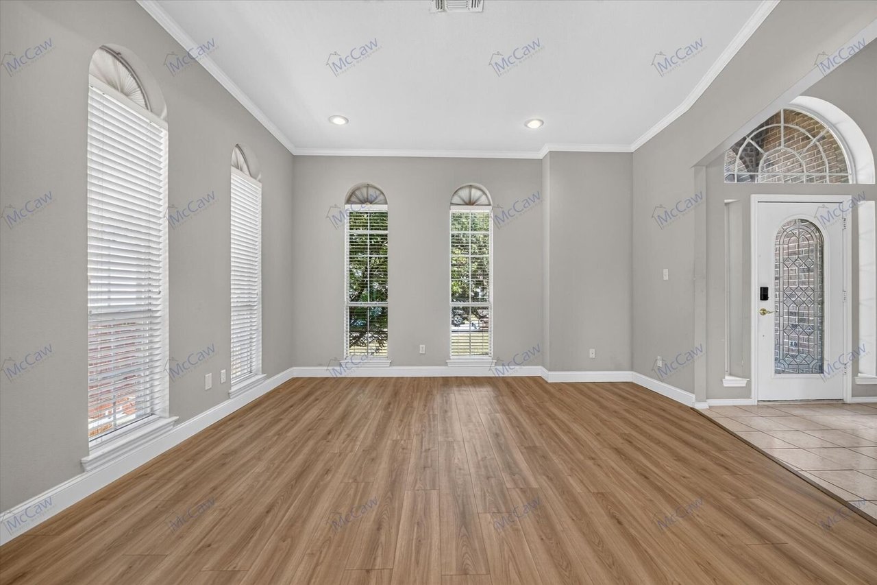 305 Brazil Dr. Hurst, TX 76054