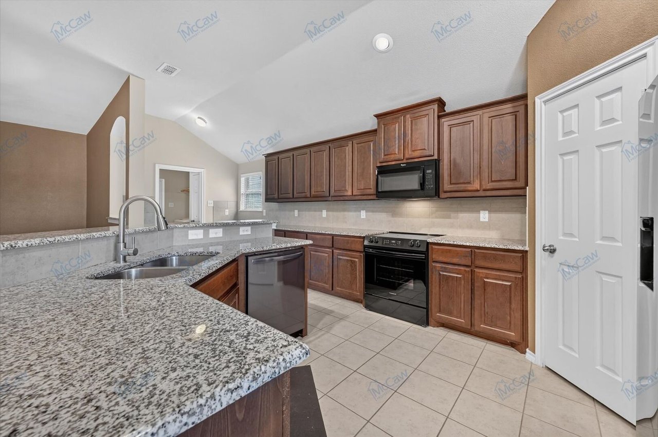 12000 Castleford Way Crowley, 76036
