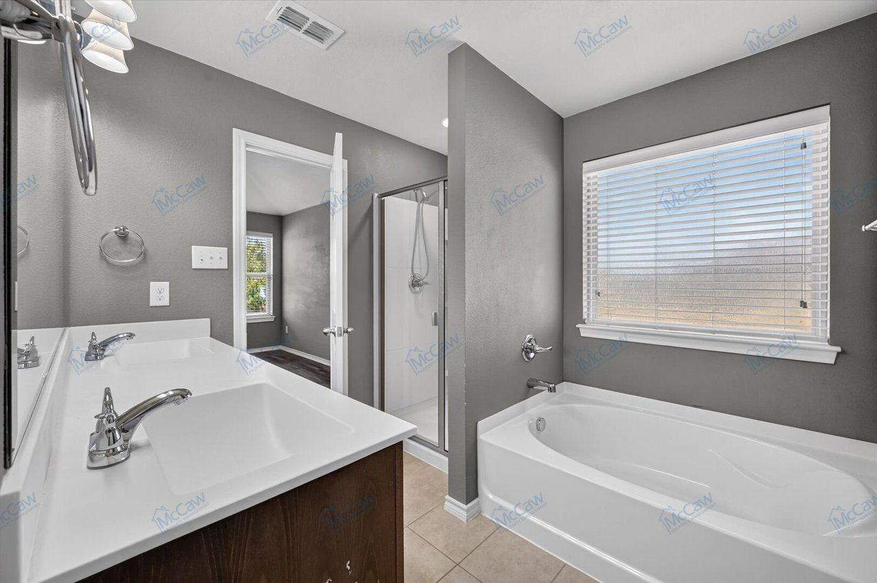 12000 Castleford Way Crowley, 76036