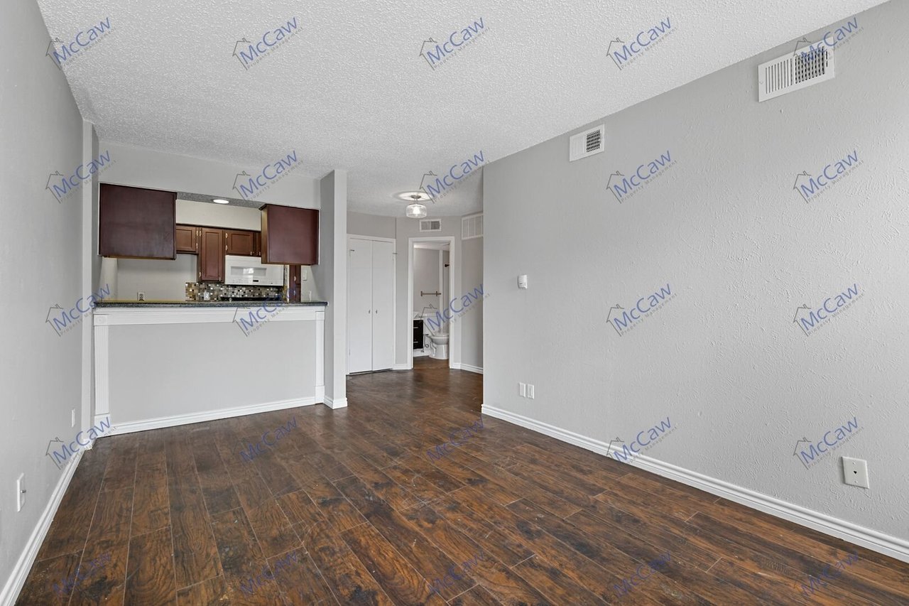 9520 Royal Lane #321 Dallas, TX 75243