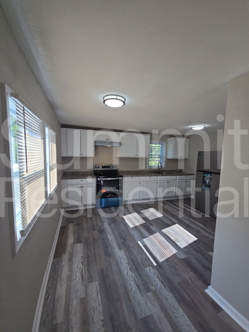 1962 Garfield Ave Kansas City, KS 66104