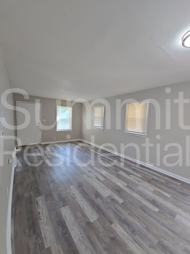 1962 Garfield Ave Kansas City, KS 66104