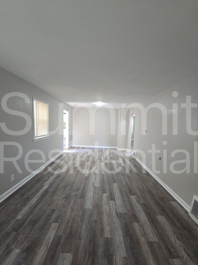 1962 Garfield Ave Kansas City, KS 66104