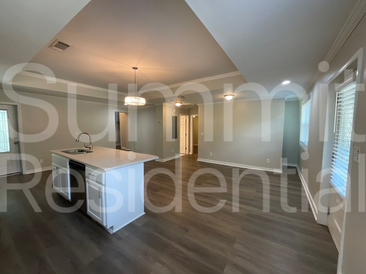 2590 Godfrey Dr NW Atlanta, GA 30318