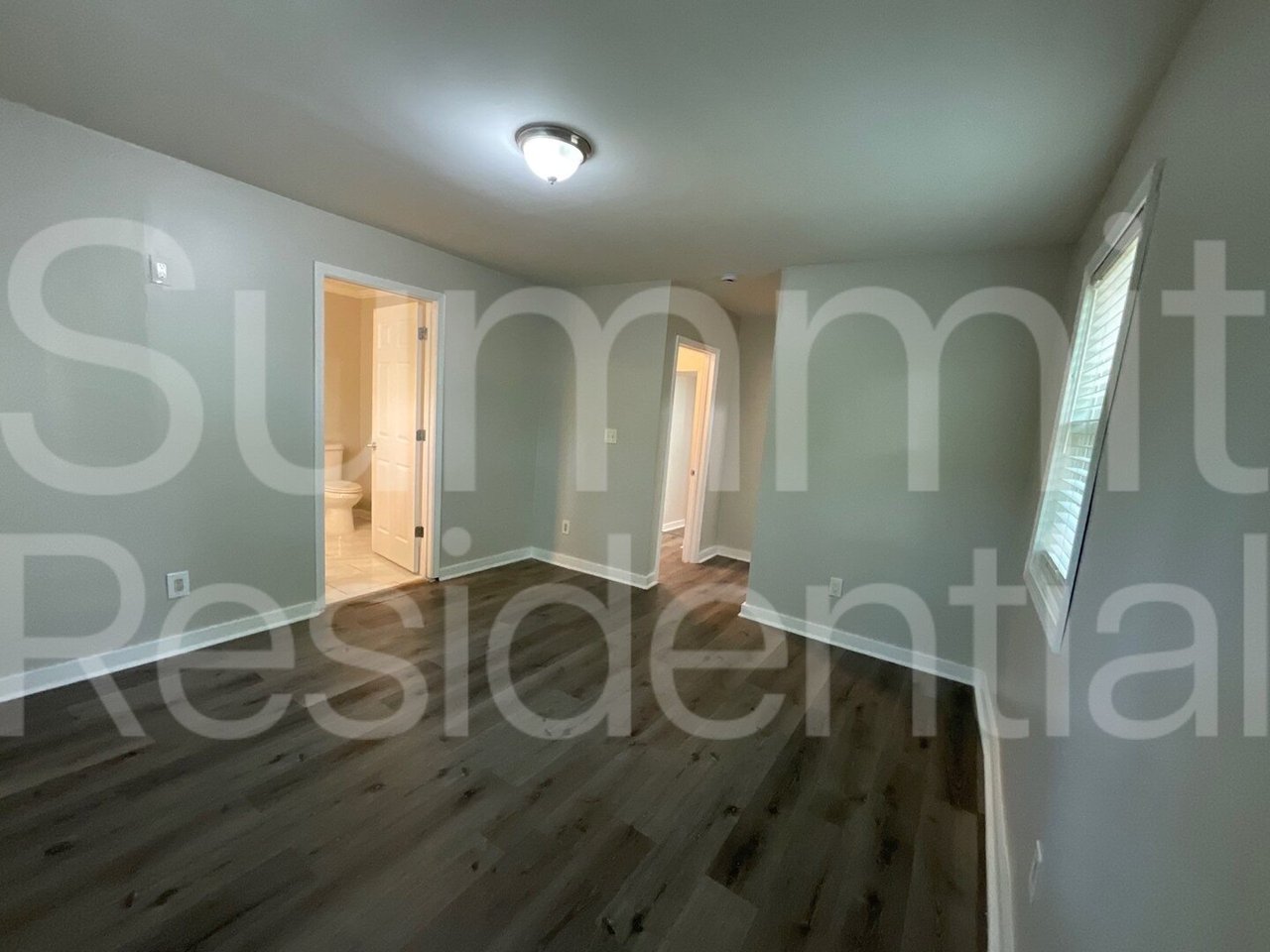 2590 Godfrey Dr NW Atlanta, GA 30318