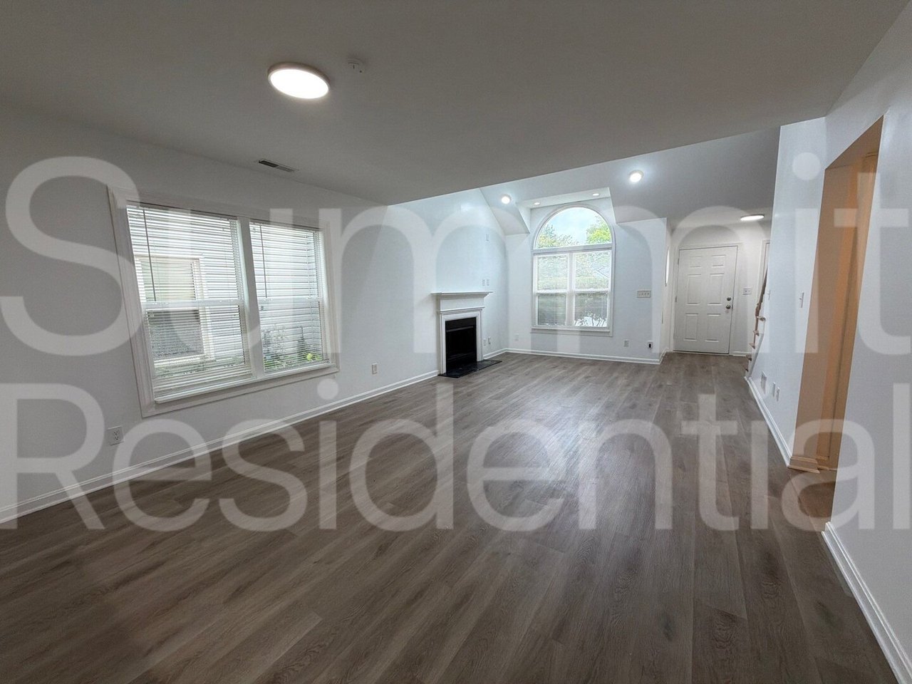 10507 Bay Pointe Ct Louisville, KY 40241