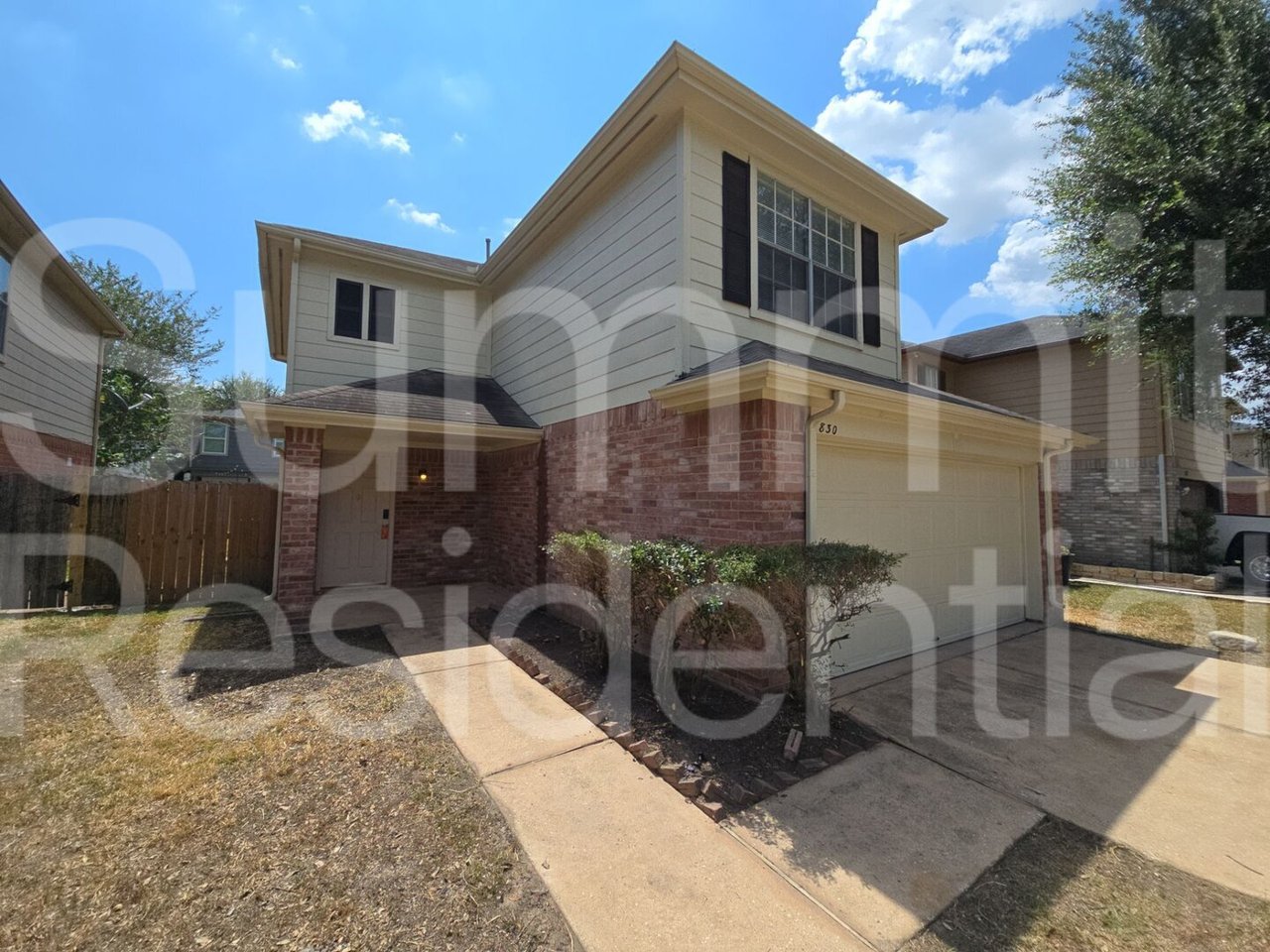 830 N Oak Dr Houston, TX 77073