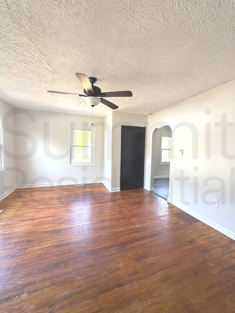 456 Timothy Ln Mansfield, OH 44905