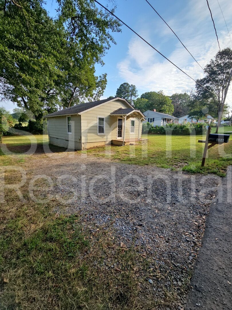 606 Betty St Gastonia, NC 28054