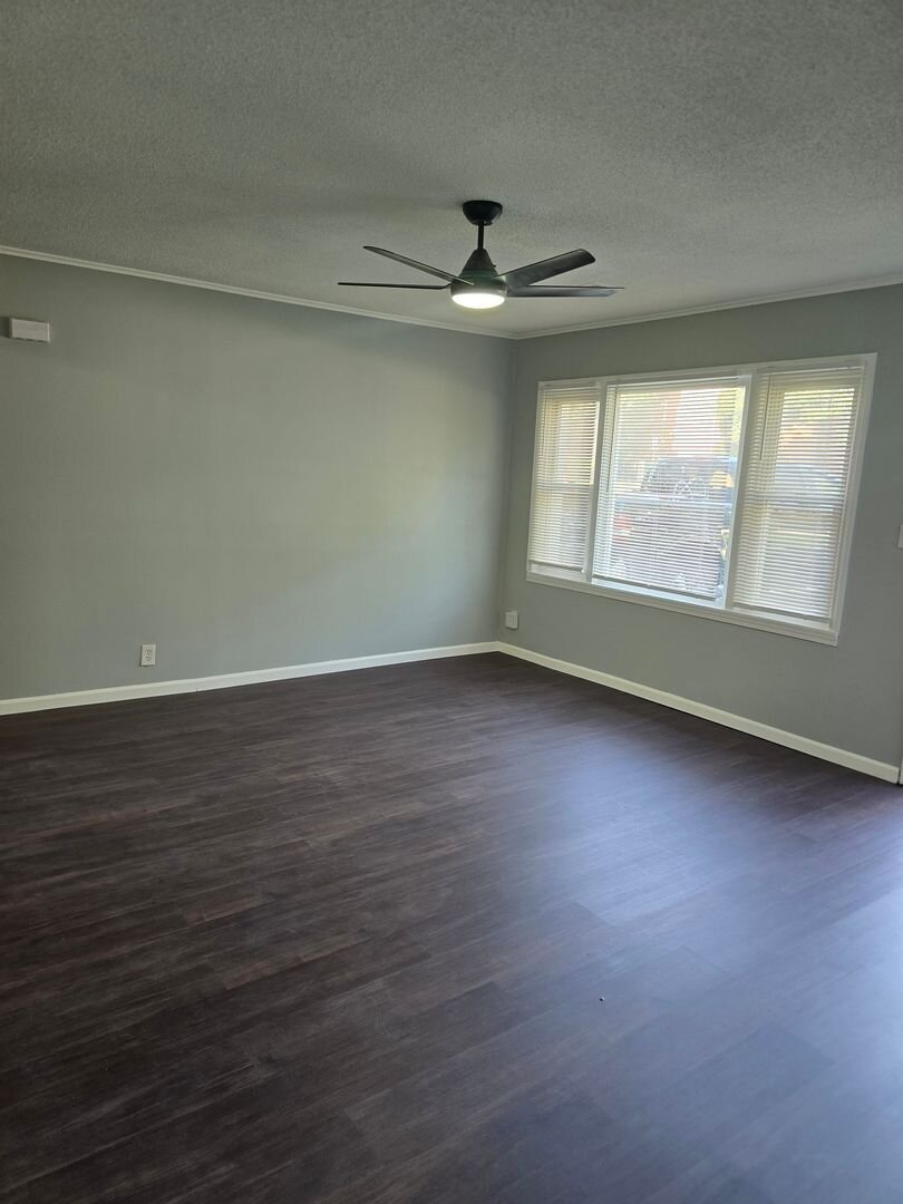 4900 Mission Rd Roeland Park, KS 66205