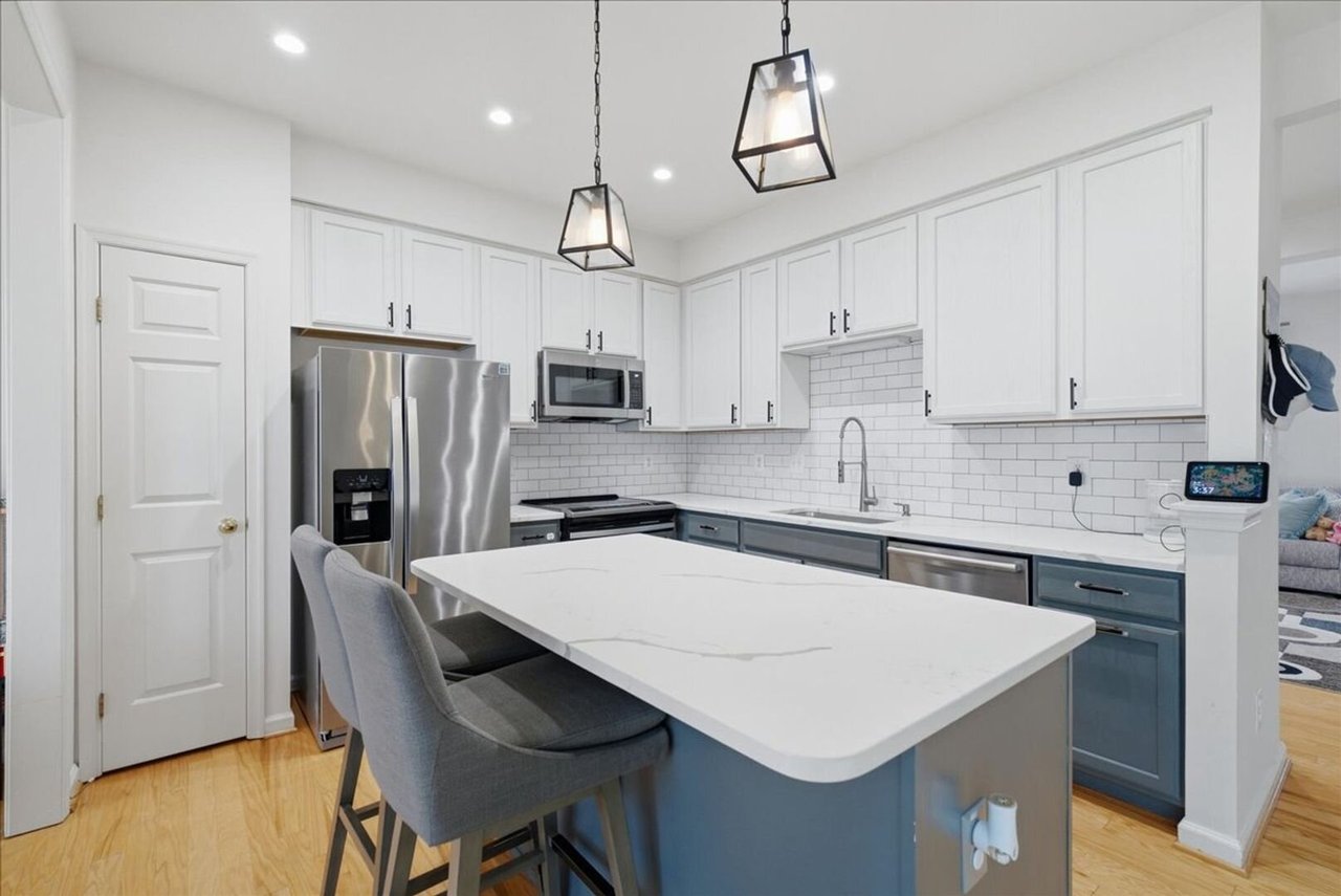 13510 Avonmore Dr Herndon, VA 20171