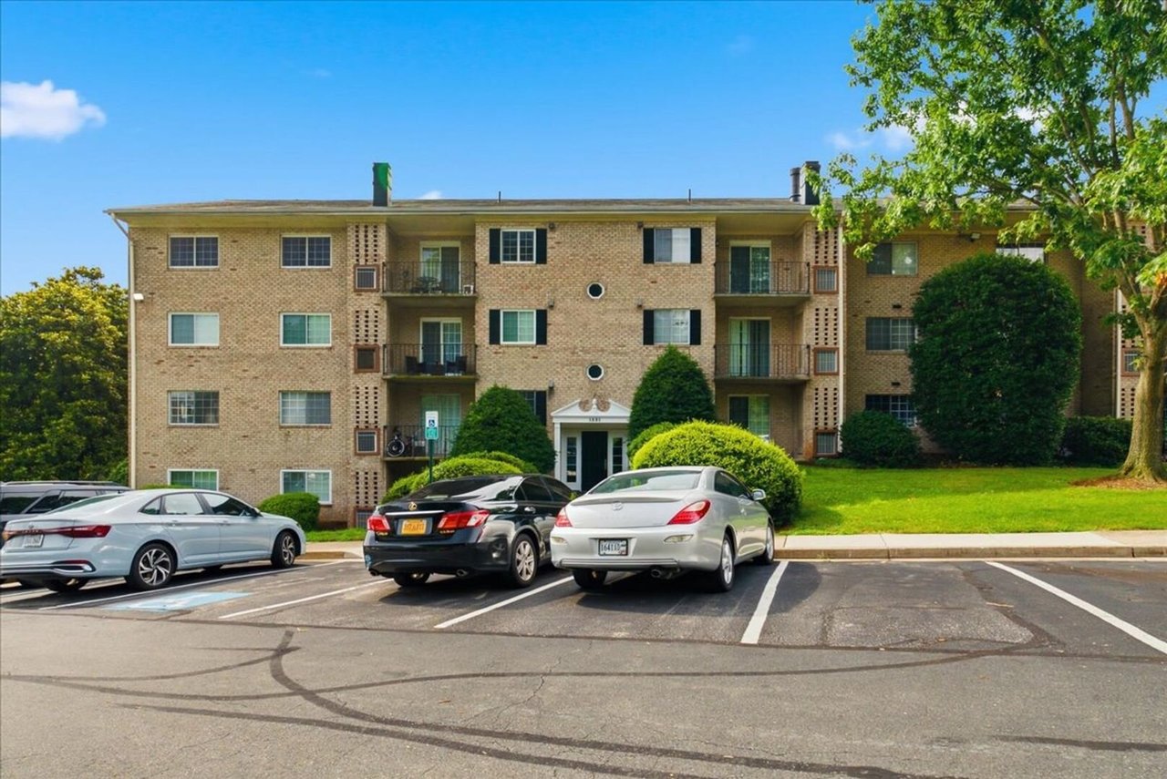 1521 Colonial Dr Apt 304 Woodbridge, VA 22192