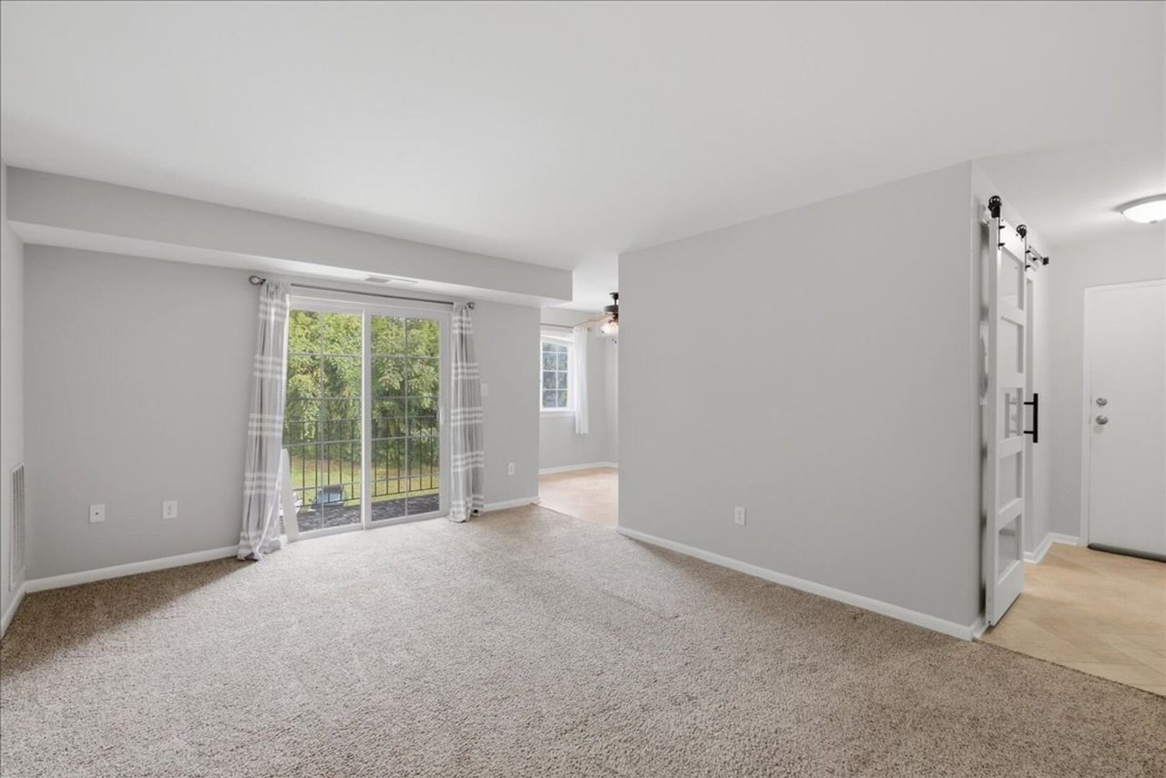 1521 Colonial Dr Apt 304 Woodbridge, VA 22192