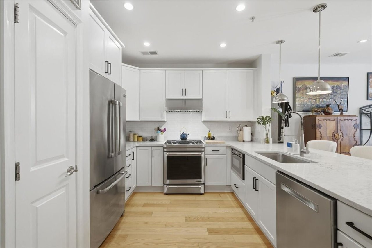 1418 N Rhodes St Unit #B117 Arlington, VA 22209