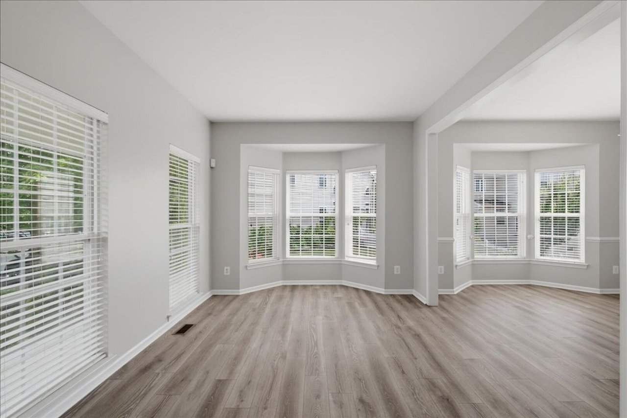 42211 Marcy Way Chantilly, VA 20152