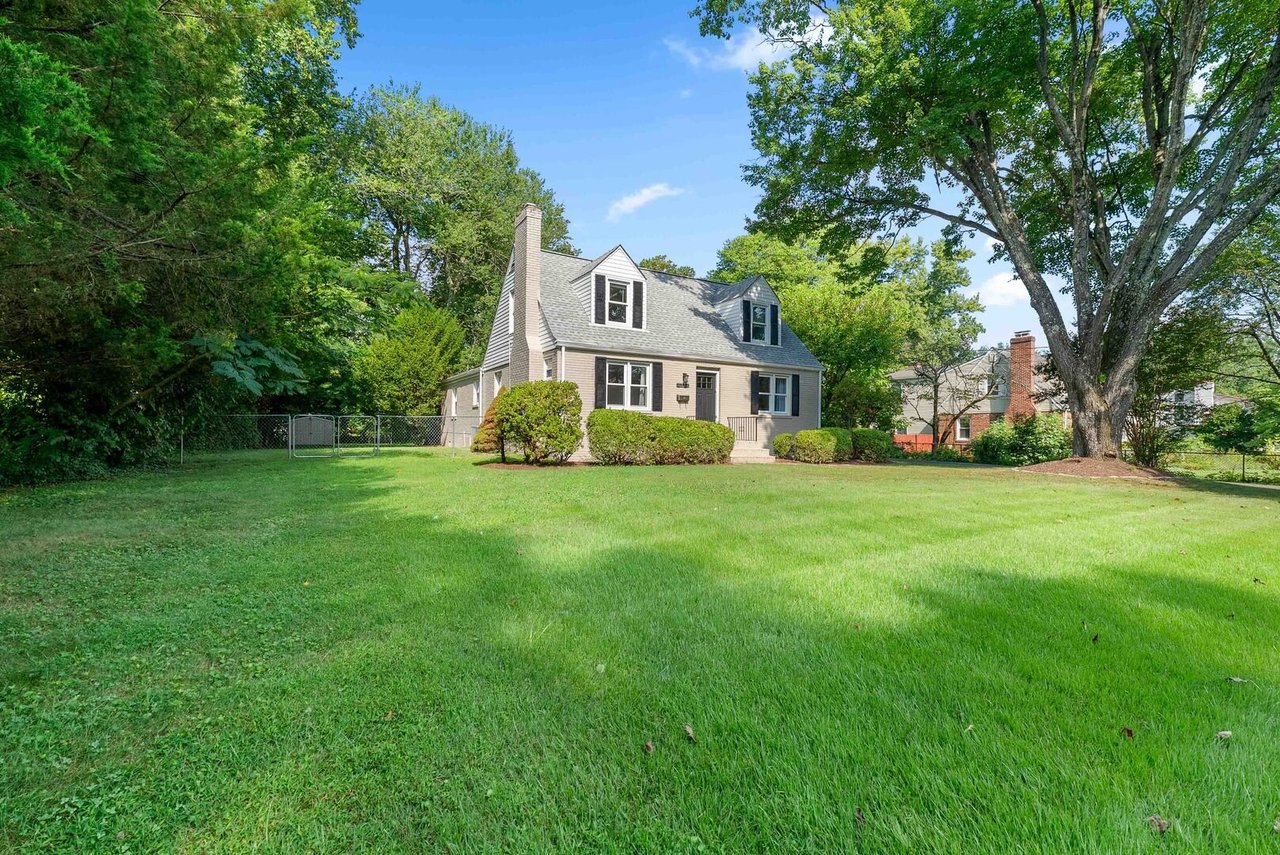3318 Holloman Rd. Falls Church, VA 22042