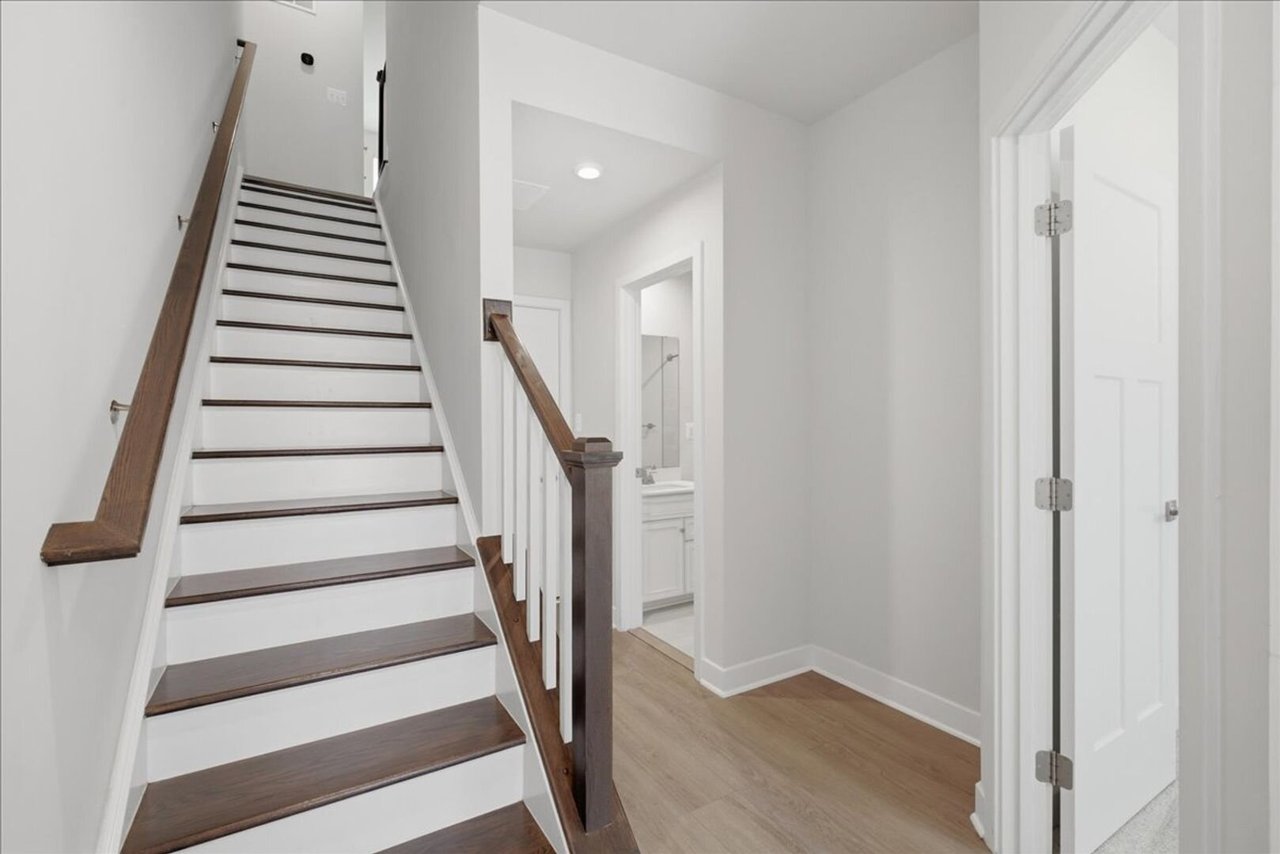 4322 Ellipse Terrace Chantilly, VA 20151