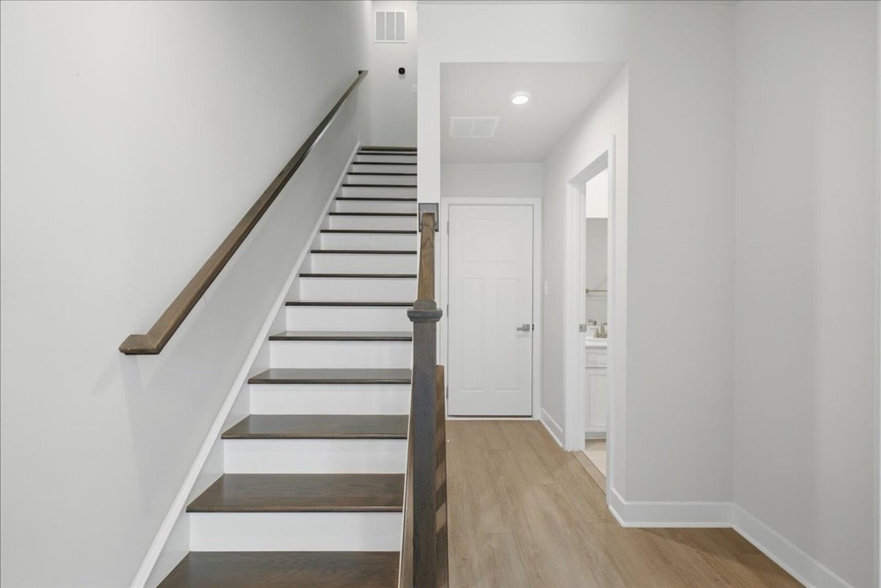 4322 Ellipse Terrace Chantilly, VA 20151